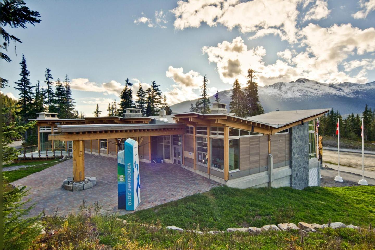 Terrace of day lodge in front of mountainscape