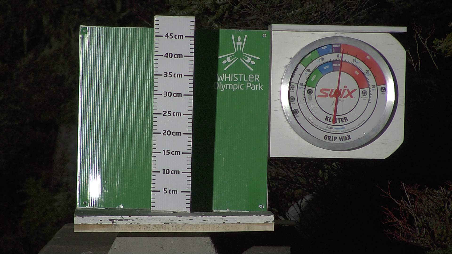 Snow stake cleared daily between 8:30–9:00am. Wax thermometer readings may be higher in direct morning sun.