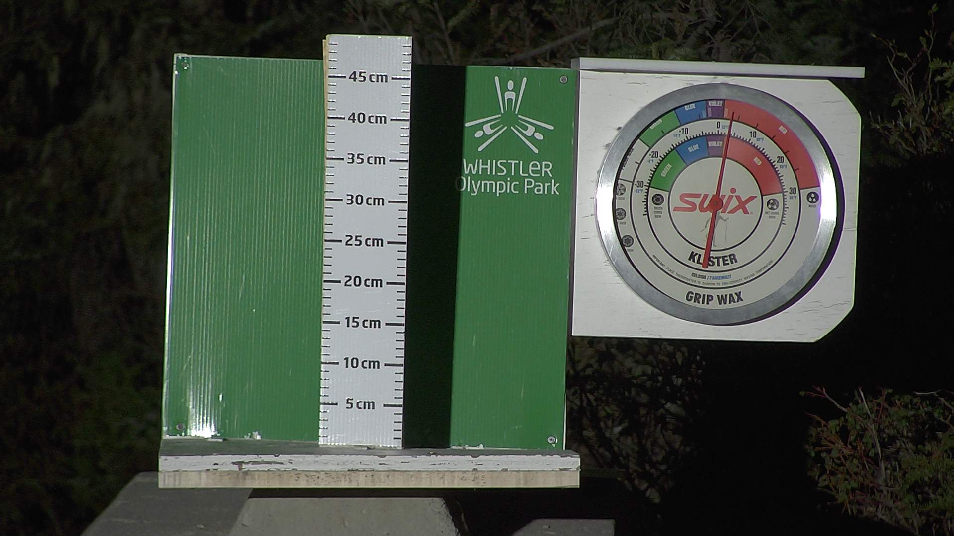 Snow stake cleared daily between 8:30–9:00am. Wax thermometer readings may be higher in direct morning sun.