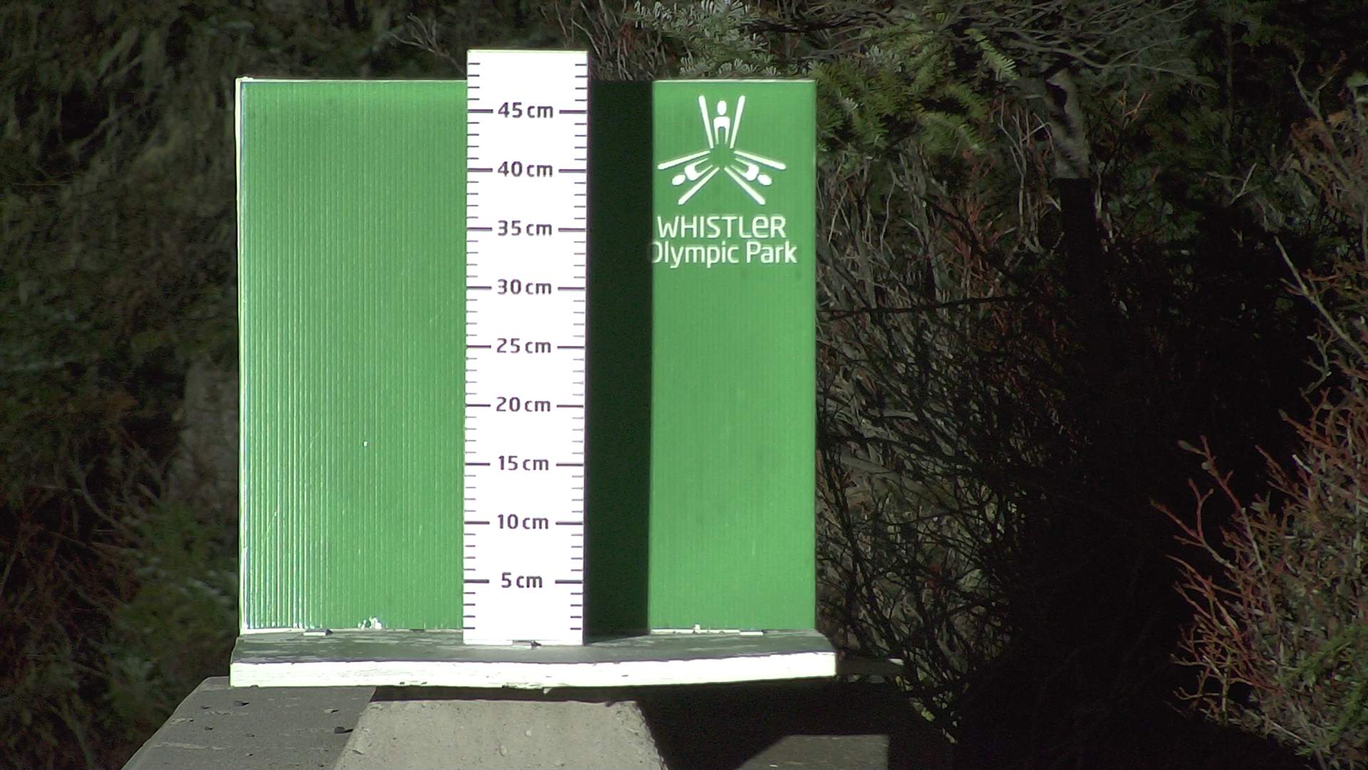 Snow stake cleared between 8:30 and 9am every morning