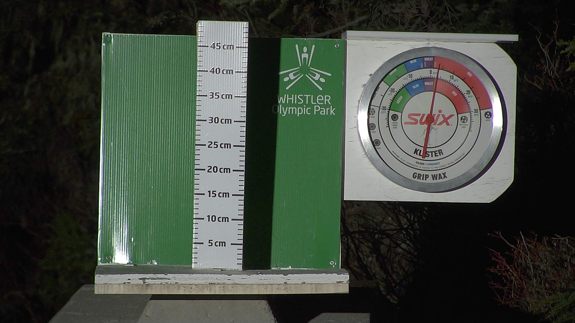 Snow stake cleared daily between 8:30–9:00am. Wax thermometer readings may be higher in direct morning sun.