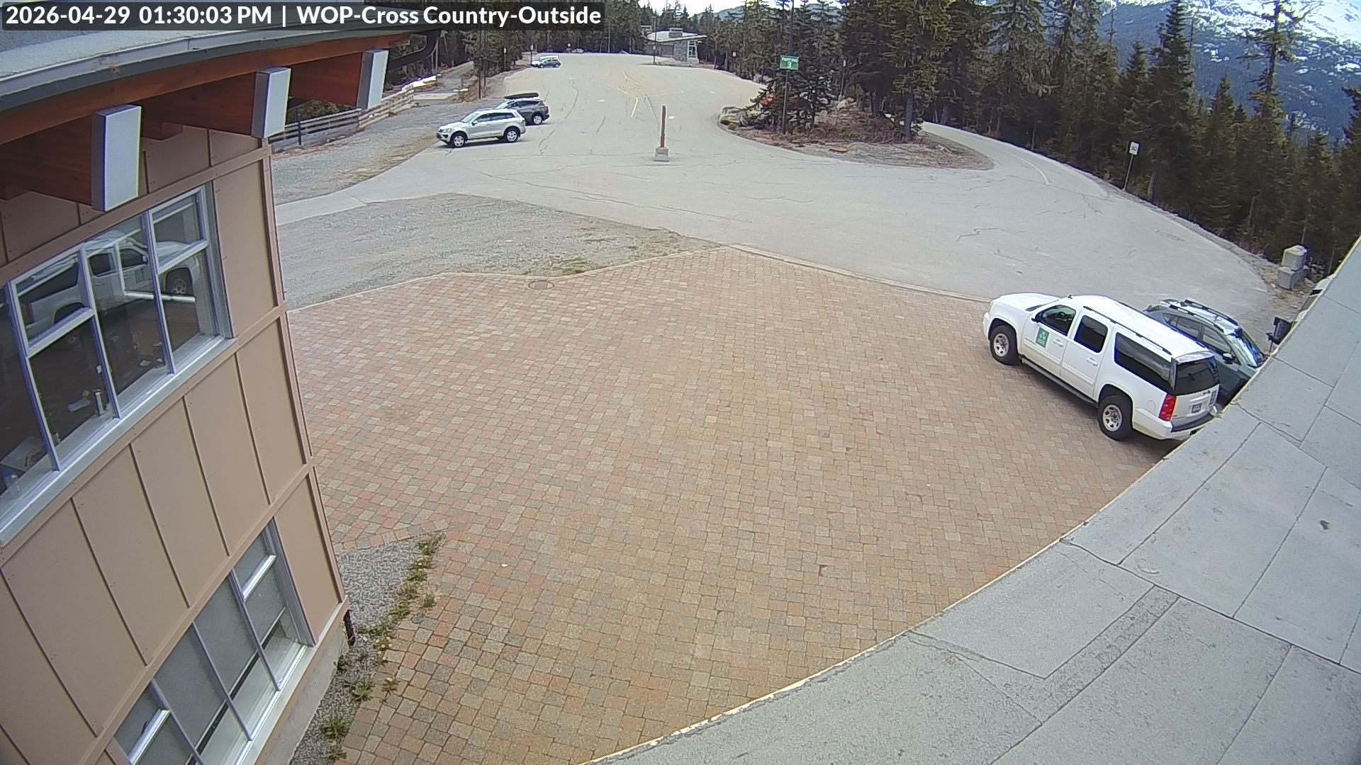 View looking South from Cross Country towards the Daylodge