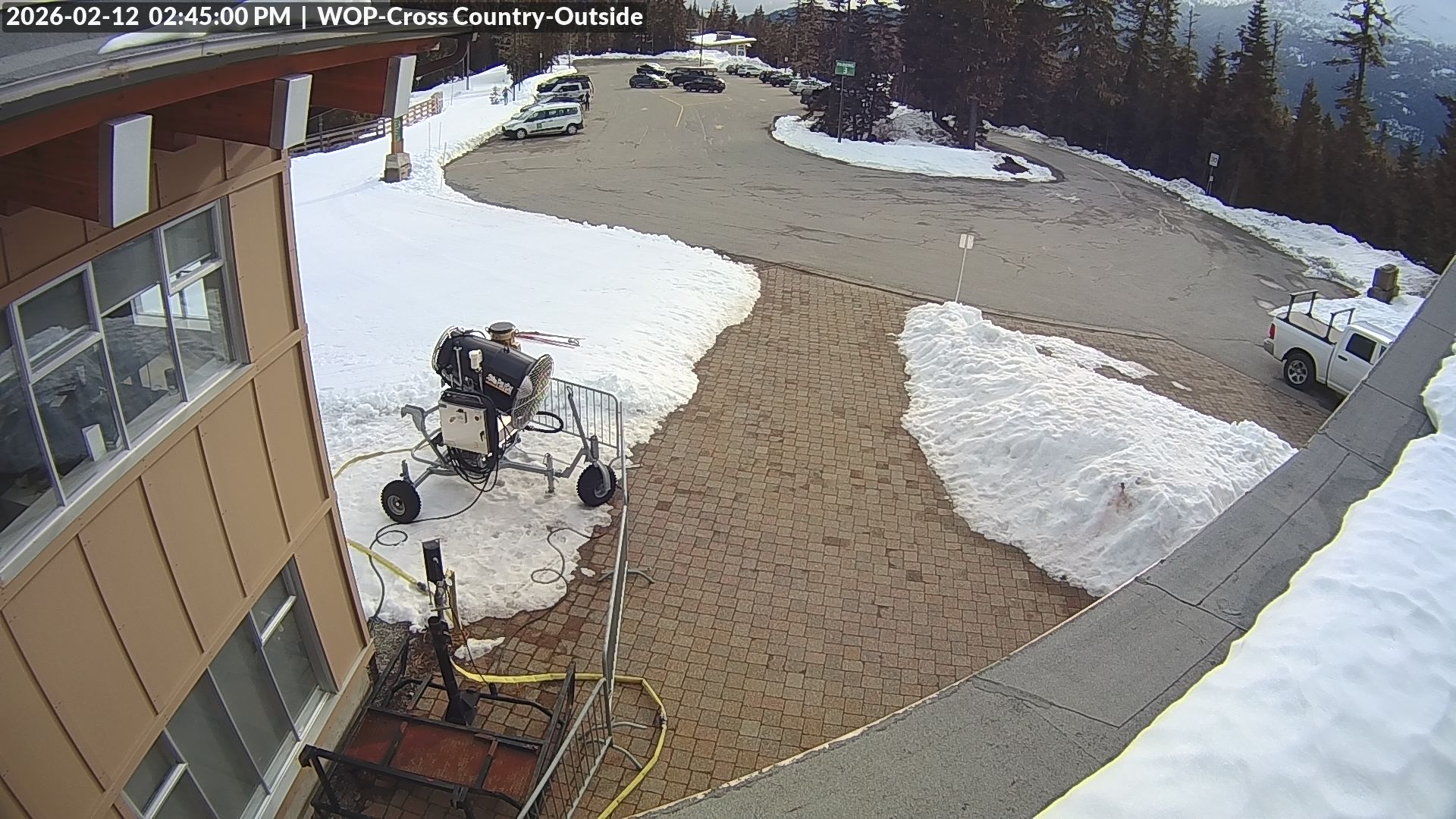 View looking South from Cross Country towards the Daylodge