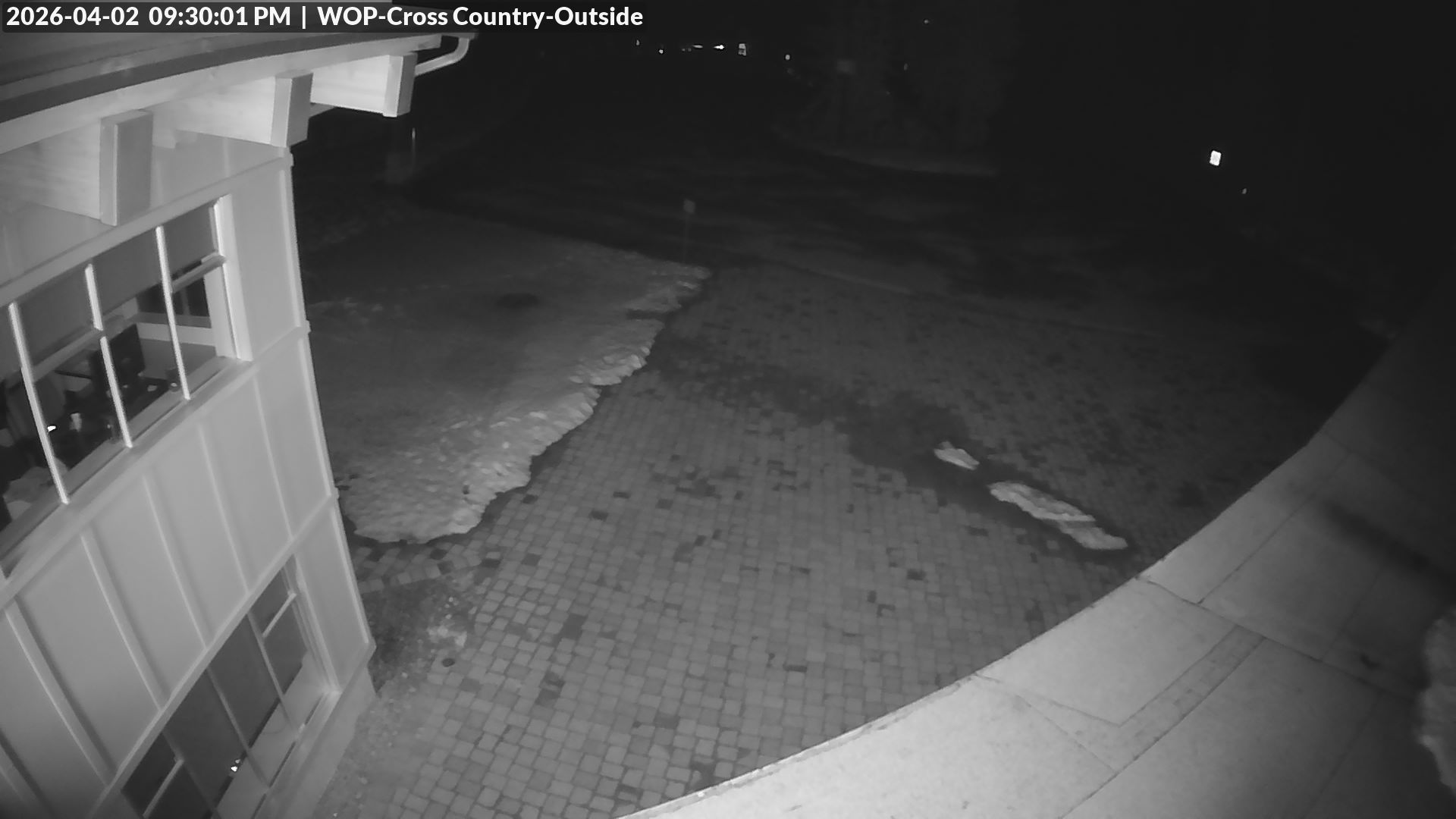 View looking South from Cross Country towards the Daylodge