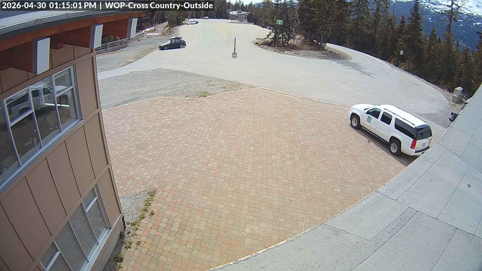 View looking South from Cross Country towards the Daylodge