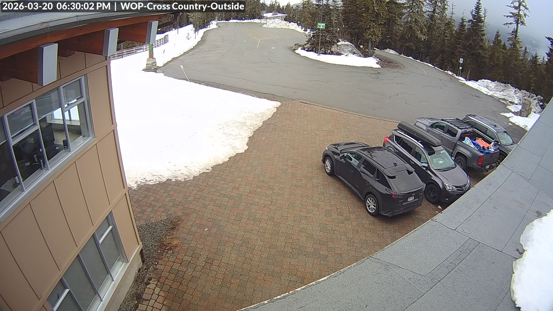 View looking South from Cross Country towards the Daylodge